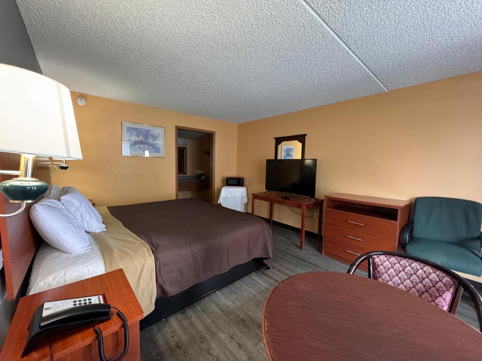 College Inn Spartanburg Εξωτερικό φωτογραφία